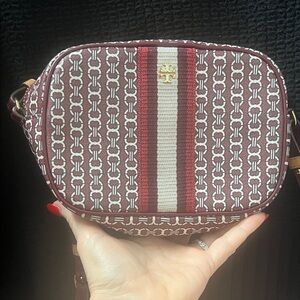 NWOT Tory Burch Gemini Link canvas crossbody